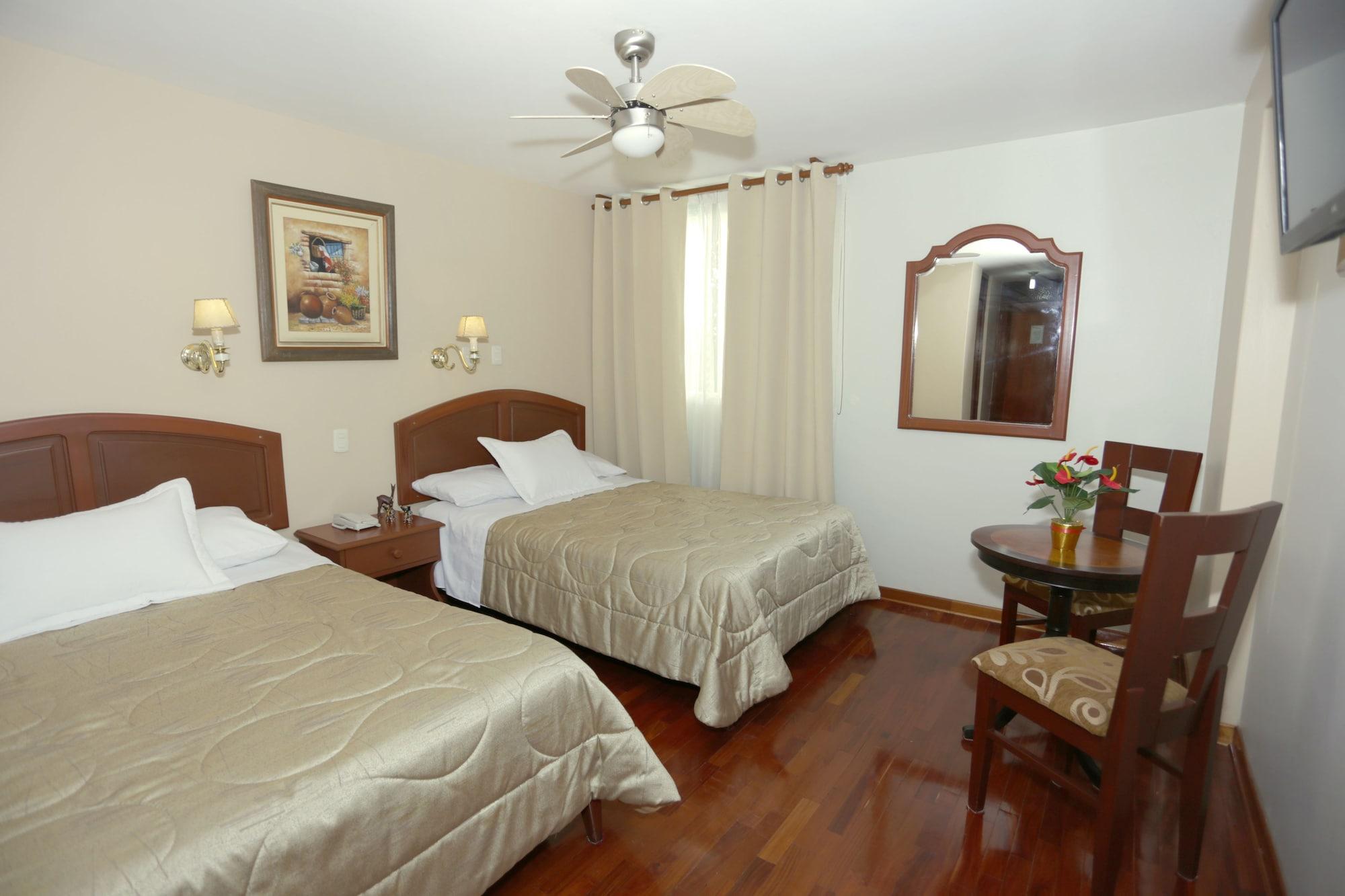 Hotel Manhattan Inn Airport Lima Bagian luar foto