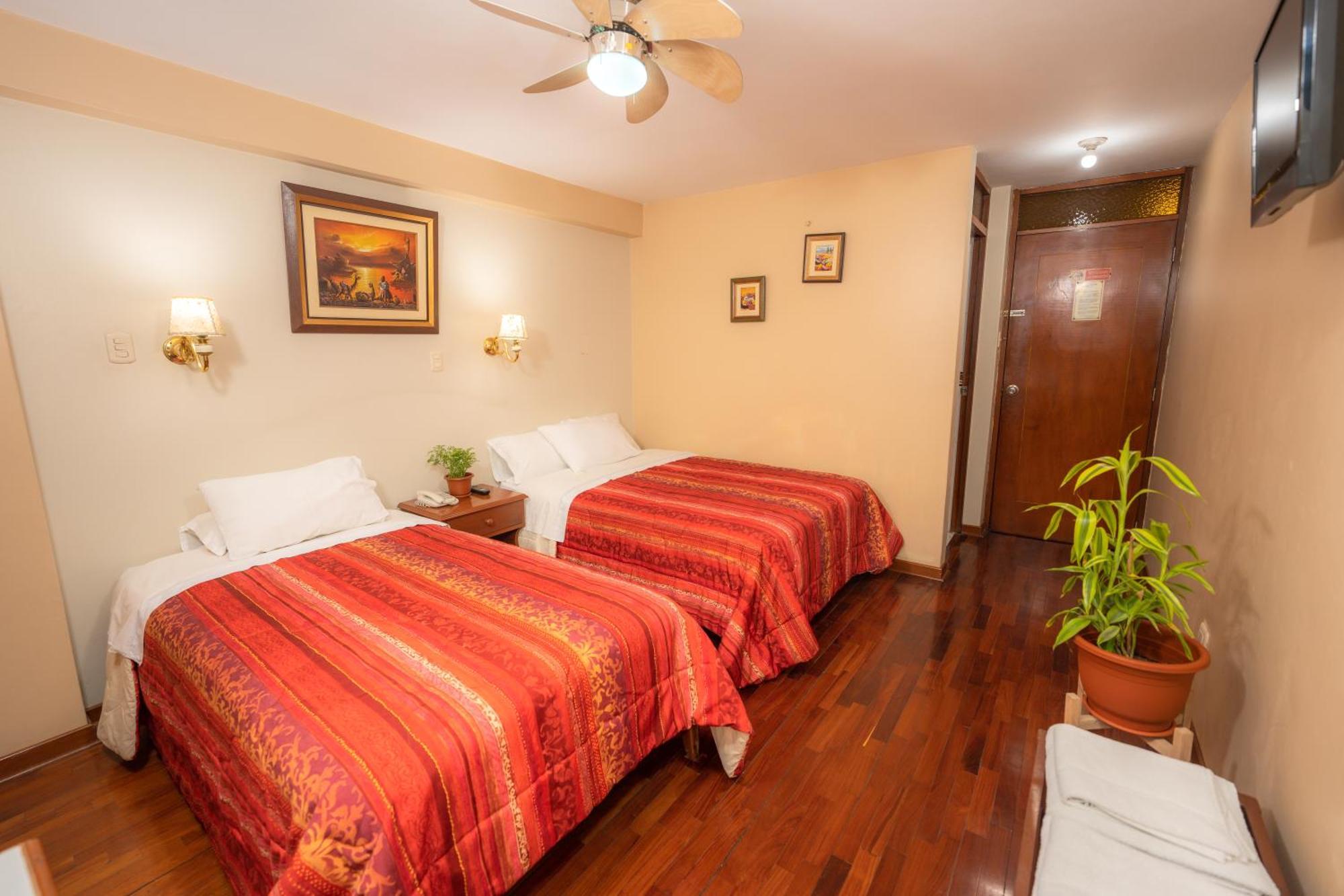 Hotel Manhattan Inn Airport Lima Bagian luar foto
