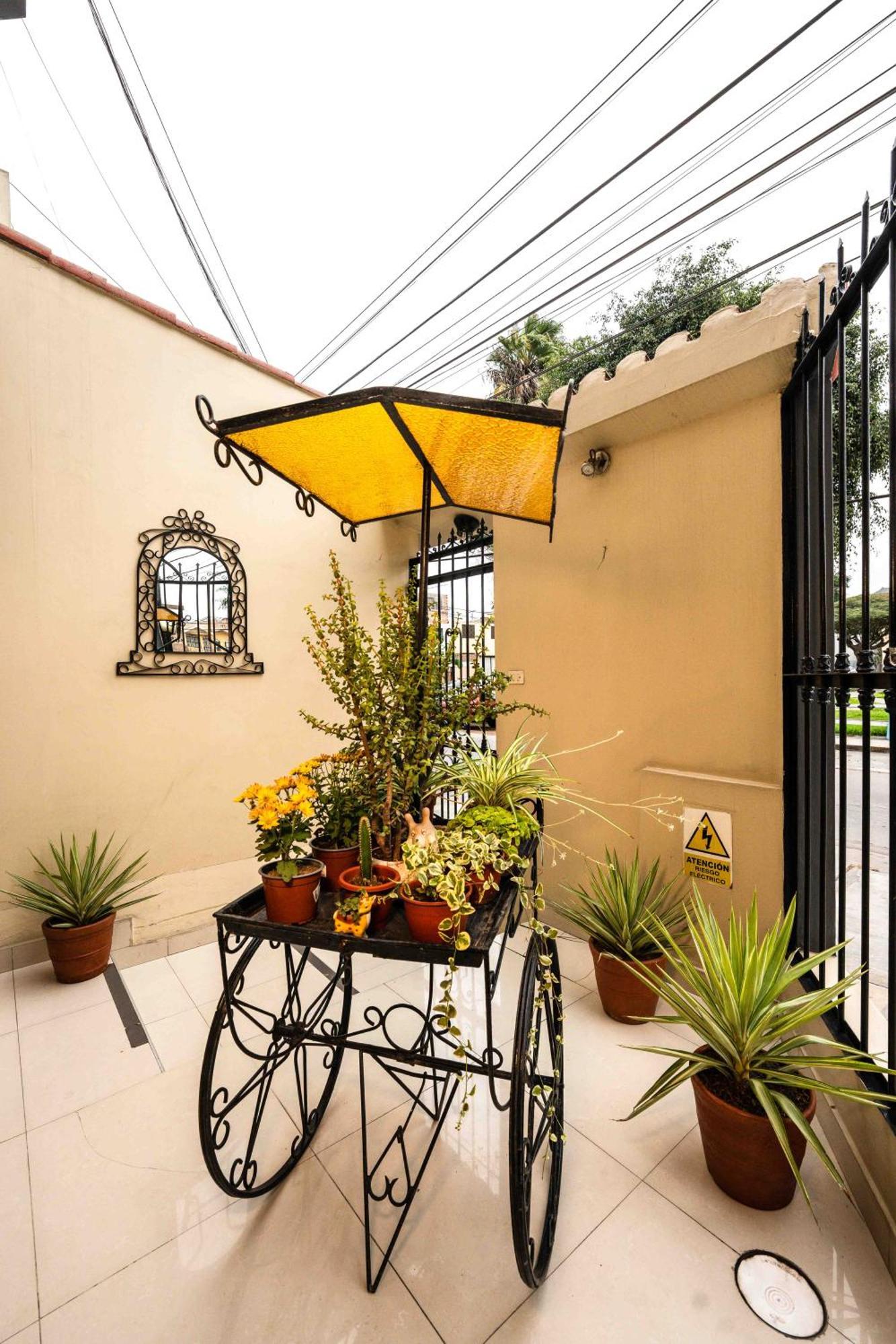 Hotel Manhattan Inn Airport Lima Bagian luar foto